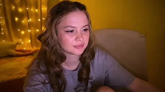 Snapshot of IlonaMurf chatting on 21, 2, 2025 IlonaMurf online show from 21, 2, 2025