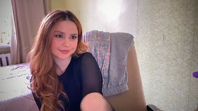 Snapshot of IlonaMurf chatting on 19, 3, 2025 IlonaMurf online show from 19, 3, 2025