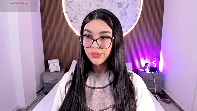 RoseCassie online show from 18, 12, 2025