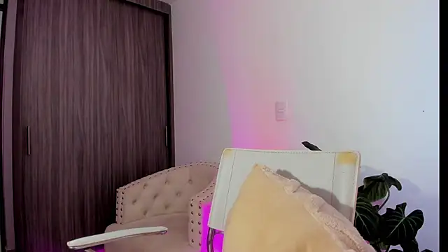 Sara Leblanc online show from 10, 3, 2026