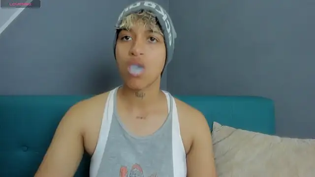 Dominick jones online show from 8, 3, 2025