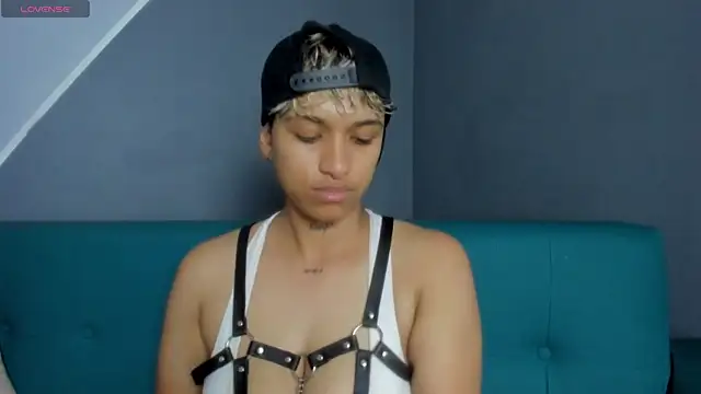 Dominick jones online show from 10, 3, 2025