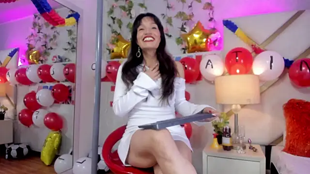 AmyRox  online show from 17, 7, 2026