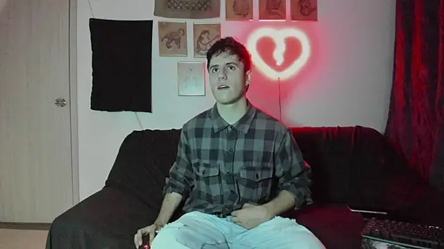 Antonello Vannucci online show from 3, 1, 2025