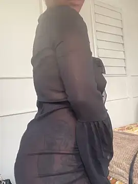 beverlyxxxx online show from 17, 1, 2025