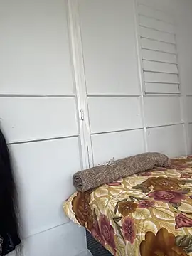 beverlyxxxx online show from 22, 1, 2025