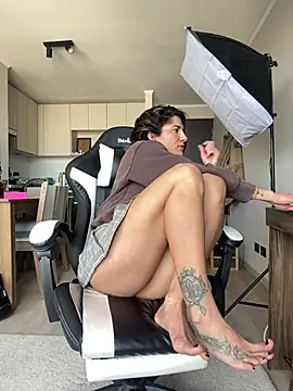 AlejandritaMilano online show from 8, 8, 2026