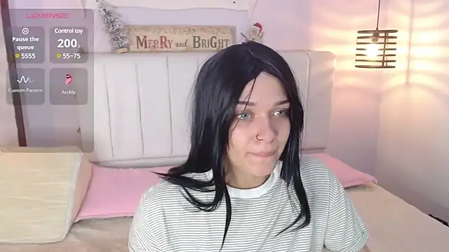 Snapshot of sukimoon chatting on 23, 12, 2024 sukimoon online show from 23, 12, 2024