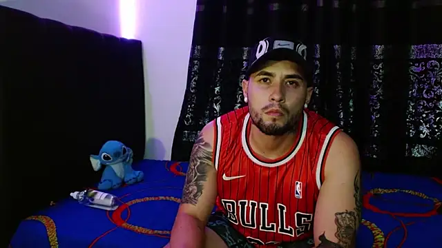 Snapshot of miia-liiam chatting on 7, 1, 2026 miia-liiam online show from 7, 1, 2026