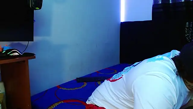 Snapshot of miia-liiam chatting on 11, 1, 2026 miia-liiam online show from 11, 1, 2026