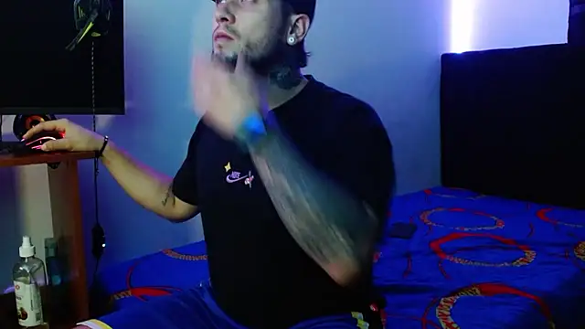 Snapshot of miia-liiam chatting on 16, 1, 2026 miia-liiam online show from 16, 1, 2026