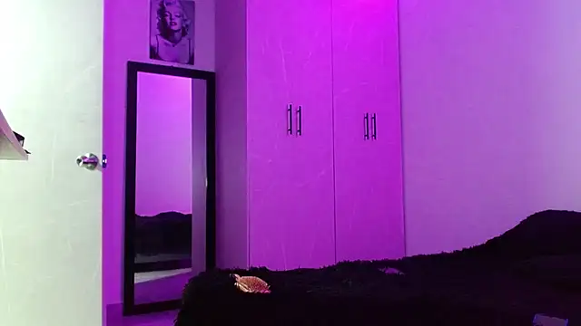 Snapshot of miia-liiam chatting on 6, 3, 2026 miia-liiam online show from 6, 3, 2026