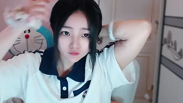 xiao-xiao-D online show from 10, 3, 2025