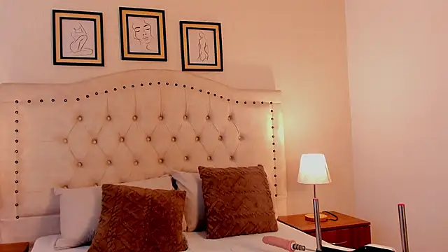 Snapshot of ashly__ms chatting on 2, 10, 2025 ashly ms online show from 2, 10, 2025