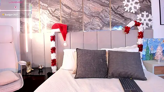 Snapshot of Sienna_Blake_ chatting on 13, 12, 2025 Sienna Blake online show from 13, 12, 2025