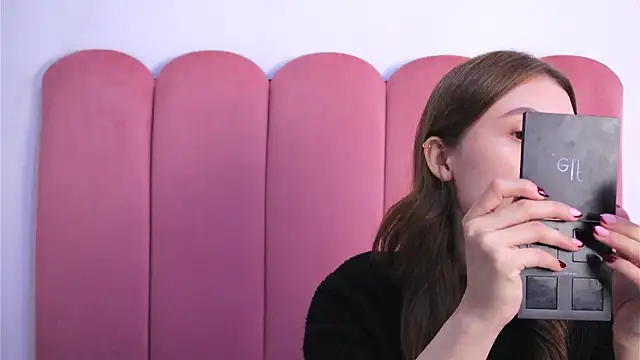 Daisha Riley online show from 17, 1, 2025