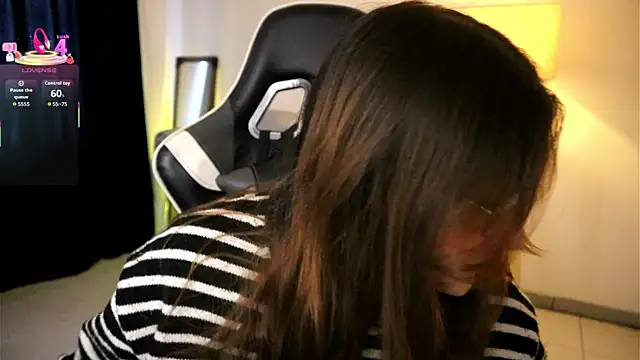 Daisha Riley online show from 9, 9, 2025