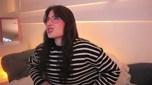 Daisha Riley online show from 11, 2, 2026