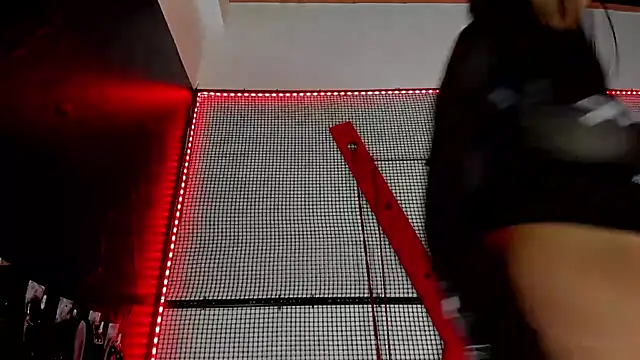 Snapshot of katizaldana chatting on 18, 10, 2025 katizaldana online show from 18, 10, 2025