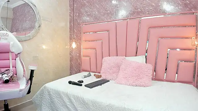 Snapshot of SEXY_HOTTIE__ chatting on 26, 1, 2025 SEXY HOTTIE online show from 26, 1, 2025