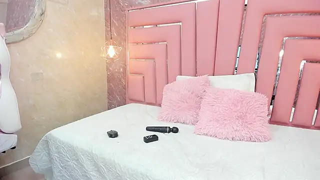 Snapshot of SEXY_HOTTIE__ chatting on 26, 1, 2025 SEXY HOTTIE online show from 26, 1, 2025