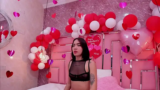 Snapshot of SEXY_HOTTIE__ chatting on 18, 2, 2025 SEXY HOTTIE online show from 18, 2, 2025