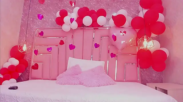 Snapshot of SEXY_HOTTIE__ chatting on 24, 2, 2025 SEXY HOTTIE online show from 24, 2, 2025