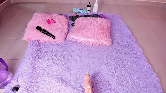 Snapshot of SEXY_HOTTIE__ chatting on 18, 3, 2025 SEXY HOTTIE online show from 18, 3, 2025