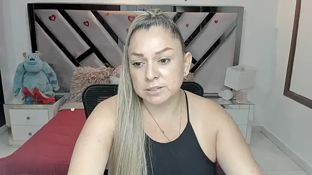 natalia5560 online show from 1, 11, 2025