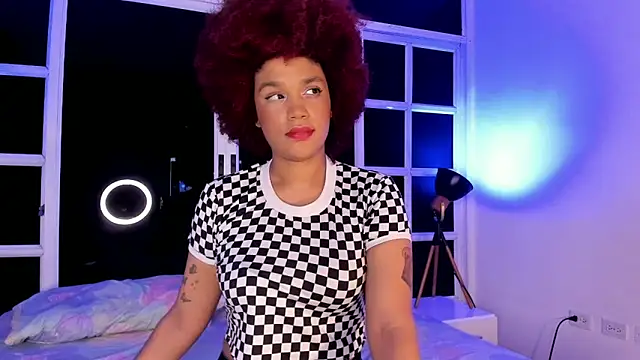 loladupont online show from 5, 5, 2026
