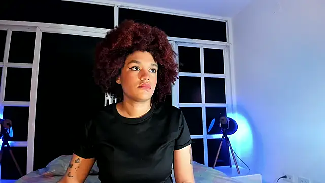 loladupont online show from 5, 7, 2026