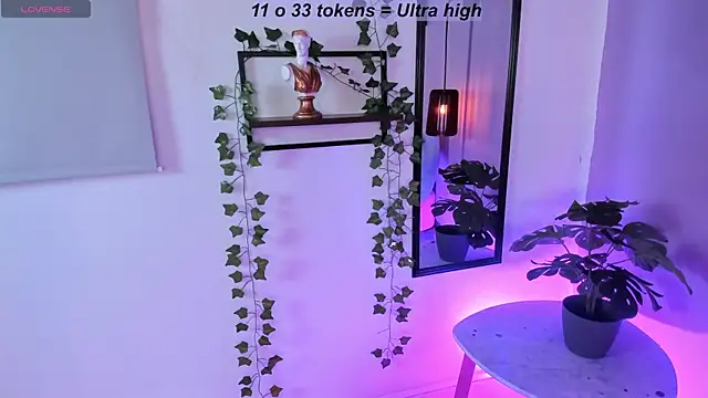 Little lili19 online show from 30, 4, 2026