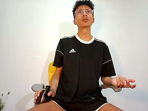 codysmith online show from 21, 3, 2025