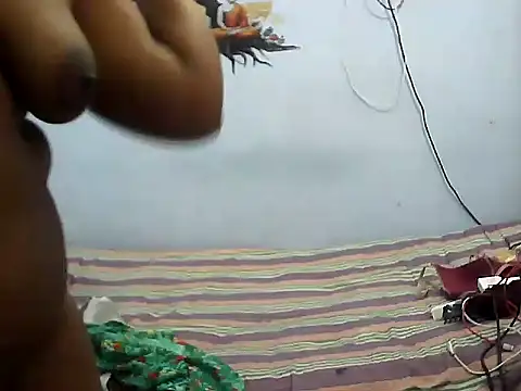 Snapshot of telugu_indhu_0001 chatting on 10, 10, 2025 telugu indhu 0001 online show from 10, 10, 2025