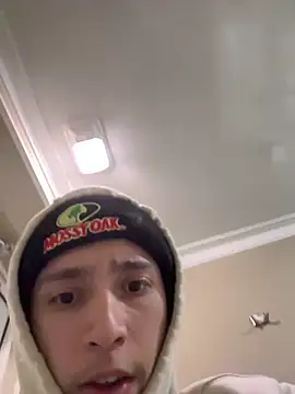 Snapshot of qbaby96 chatting on 8, 1, 2025 qbaby96 online show from 8, 1, 2025