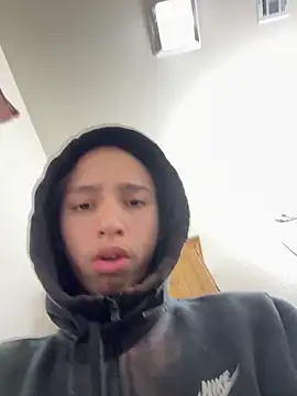 Snapshot of qbaby96 chatting on 29, 1, 2025 qbaby96 online show from 29, 1, 2025