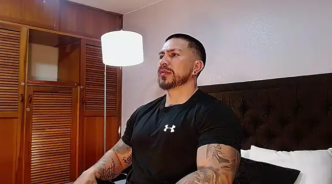 Luck Grey online show from 25, 2, 2025