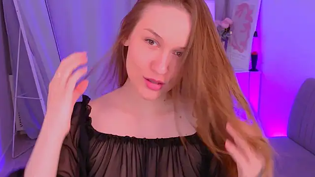 Hina  Derry online show from 15, 4, 2026