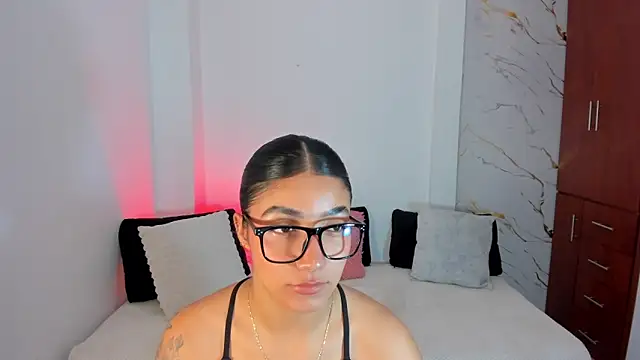 Snapshot of martina_roldam chatting on 22, 5, 2026 martina roldam online show from 22, 5, 2026