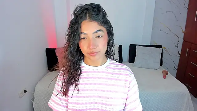Snapshot of martina_roldam chatting on 28, 5, 2026 martina roldam online show from 28, 5, 2026