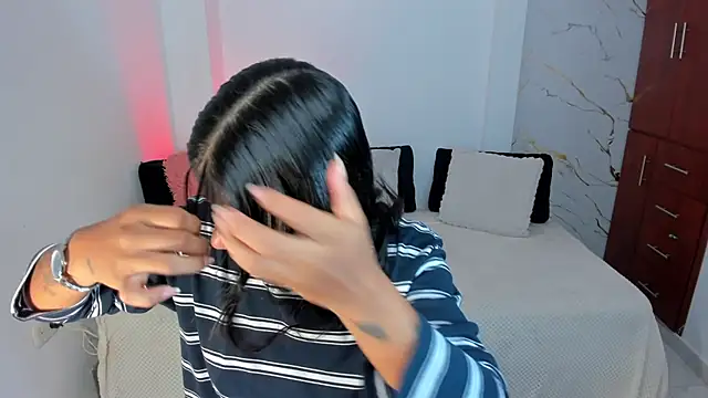 Snapshot of martina_roldam chatting on 5, 6, 2026 martina roldam online show from 5, 6, 2026