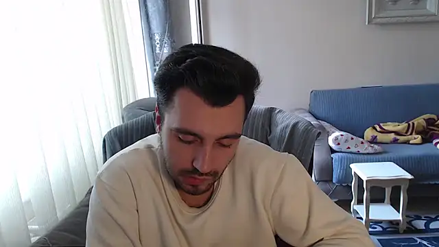 handsomeee04 online show from 25, 10, 2025