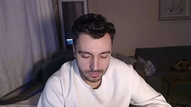 handsomeee04 online show from 3, 11, 2025