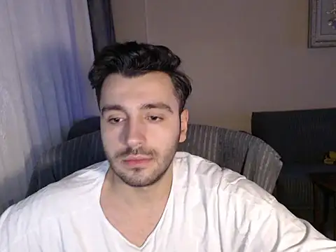 handsomeee04 online show from 15, 11, 2025