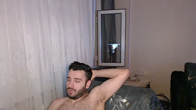 handsomeee04 online show from 11, 7, 2026