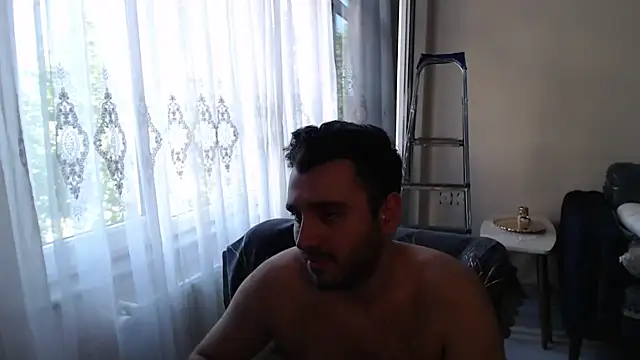 handsomeee04 online show from 15, 7, 2026