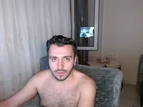 handsomeee04 online show from 17, 7, 2026