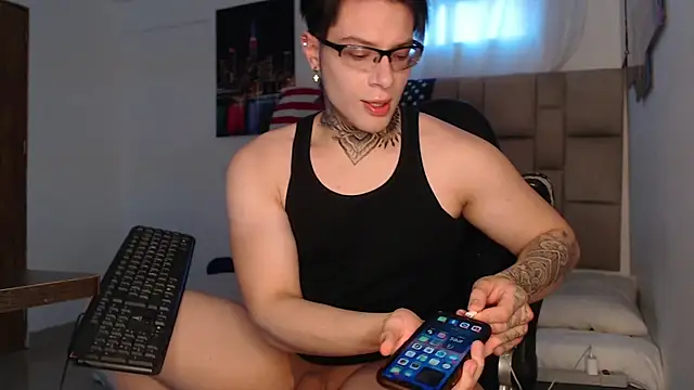 DennisWalkerr online show from 6, 1, 2025