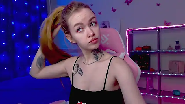 Naughty Mable online show from 7, 3, 2025