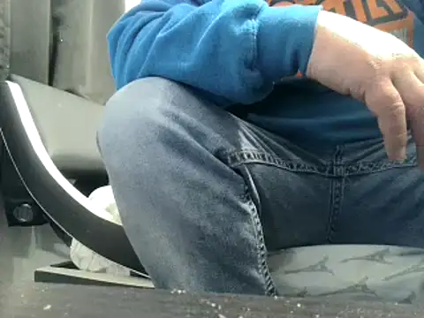 Snapshot of party51502 chatting on 5, 2, 2025 party51502 online show from 5, 2, 2025